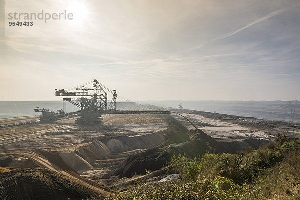 Deutschland  Nordrhein-Westfalen  Grevenbroich  Tagebau Garzweiler  Stacker