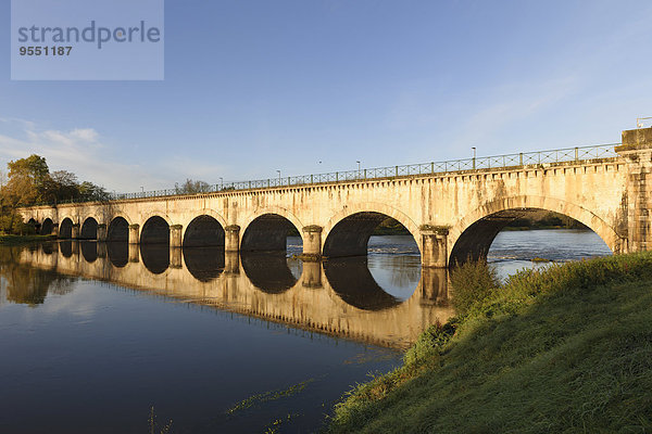 Frankreich  Burgund  Digoin  Kanalbrücke über die Loire