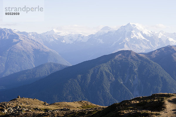 Italien  Südtirol  Region Watles  Blick auf die Ortler Alpen