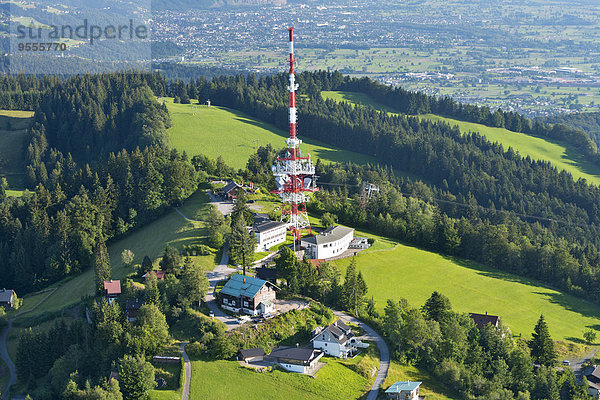 Österreich  Vorarlberg  Bregenz  Luftaufnahme des Funkturms auf der Pfänderspitze