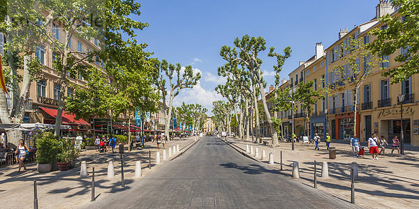 Frankreich  Provence  Aix-en-Provence  Blick auf Avenue Cours Mirabeau