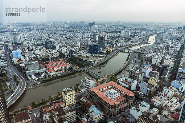 Vietnam  Ho Chi Minh City  Stadtbild mit Saigon River vom Bitexco Financial Tower aus gesehen