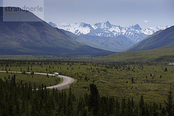 Vereinigte Staaten von Amerika USA Nationalpark Fernverkehrsstraße Denali Nationalpark Alaska