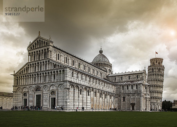 angelehnt Wolke Himmel unterhalb verziert Kathedrale Italien Pisa Toskana