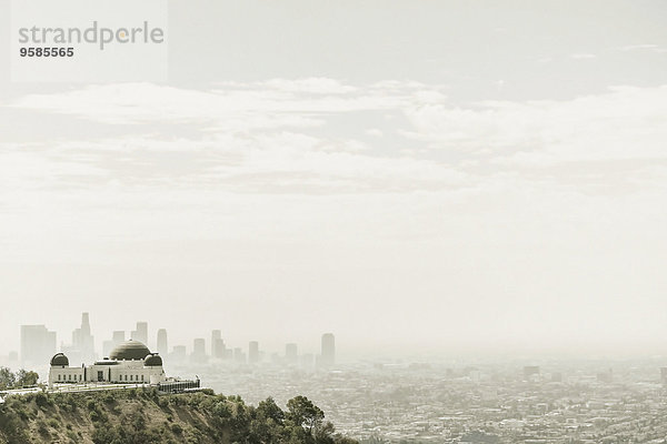 Skyline Skylines Vereinigte Staaten von Amerika USA Himmel Großstadt Nebel Kalifornien Los Angeles Sternwarte