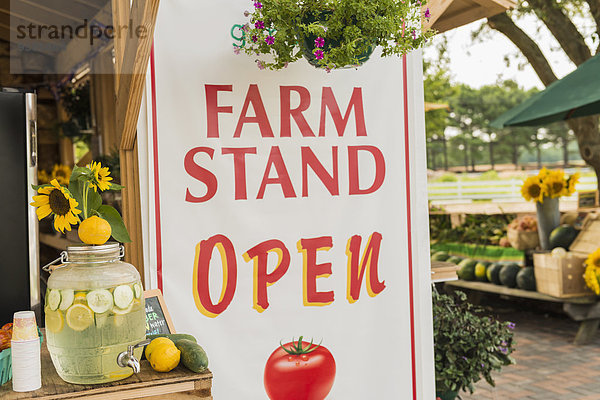 offen Zeichen Landwirtin Markt Signal