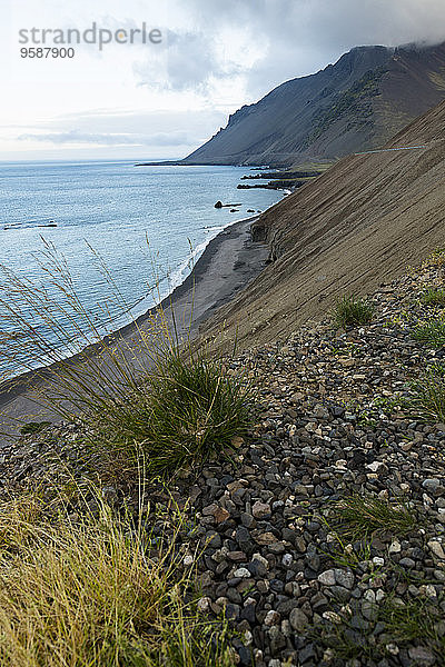 Island  Ostfjorde  Strand