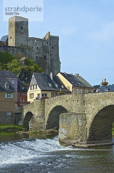 Deutschland  Hessen  Runkel  Schloss Runkel  Lahnbrücke  Lahn