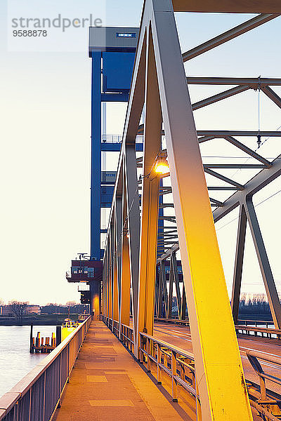 Deutschland  Hamburg  Brücke  Elbe