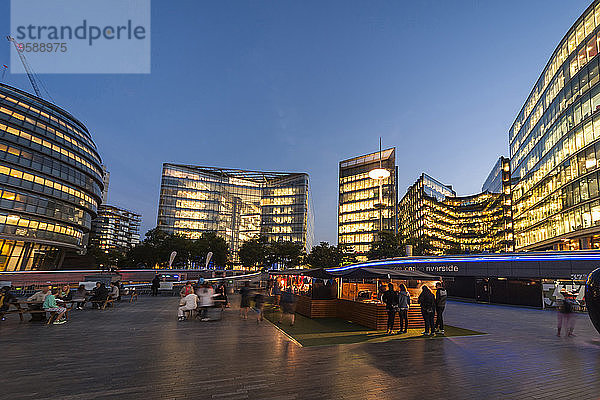 Großbritannien  England  London  More London Riverside und City Hall im Abendlicht