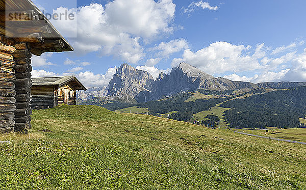 Italien  Südtirol  Dolomiten  Seiser Alm und Langkofel Gruppe