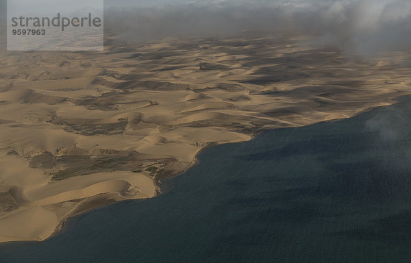 Luftaufnahme von Schattendünen  Namib Wüste  Namibia