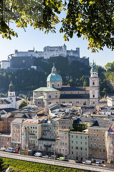 Österreich  Salzburg  Stadtbild von Kapuzinerberg aus gesehen