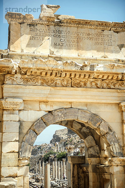 Türkei  Ephesus  Tor von Agora