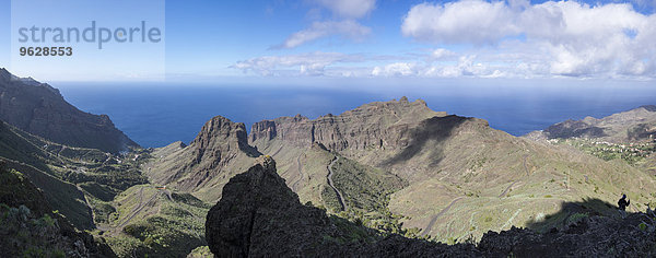Spanien  Kanarische Inseln  La Gomera  Valle Gran Rey  Tejeleche Berge mit Taguluche und Alojera