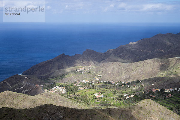 Spanien  Kanarische Inseln  La Gomera  Vallehermoso  Blick auf Alojera