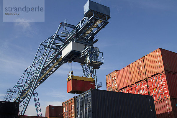 Containerhafen  Basel  Schweiz