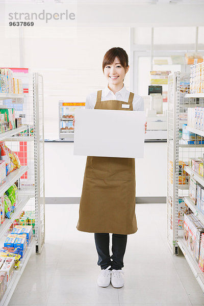 einsteigen arbeiten weiß Laden jung Zweckmäßigkeit japanisch