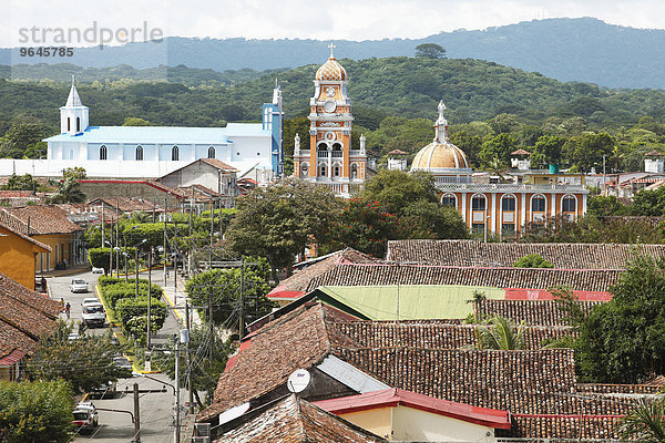 Kirchen Iglesia de Xalteva und Maria Auxiliadora  Granada  Provinz Granada  Nicaragua  Nordamerika