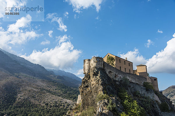 Die Zitadelle mit der Bastion Adlernest  Corte  Korsika  Frankreich  Europa