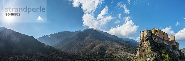 Panorama  Berge und Umgebung der Zitadelle mit der Bastion Adlernest  Corte  Korsika  Frankreich  Europa