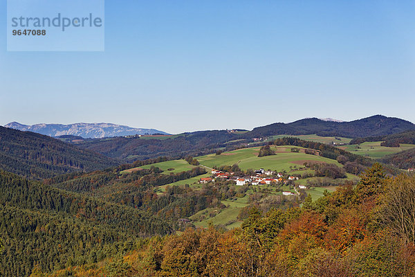 Dorf Spratzeck  Bucklige Welt  Niederösterreich  von Landsee aus  Burgenland  Österreich  Europa