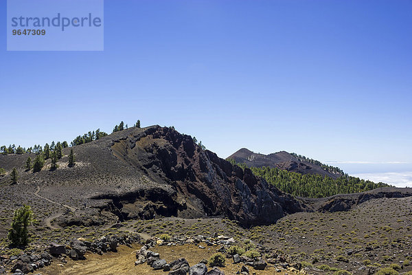 'Vulkankrater des Hoyo Negro an der ''Ruta de los Volcanes''  Wanderweg  Vulkanroute  Naturpark Cumbre Vieja  La Palma  Kanarische Inseln  Spanien  Europa'