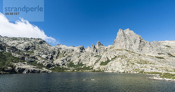 Bergsee Lac de Capitello  Restonica Hochtal  Corte  Département Haute-Corse  Korsika  Frankreich  Europa
