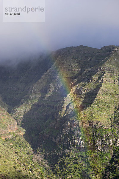 Regenbogen  Ausblick vom Mirador Cesar Manrique  Valle Gran Rey  La Gomera  Kanarische Inseln  Spanien  Europa