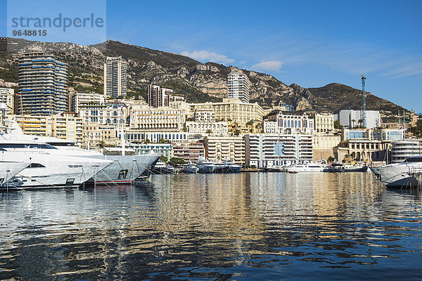 Yachten ankern im Yachthafen  Monte Carlo  Monaco  Europa