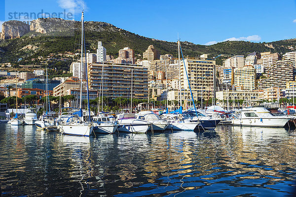 Yachten ankern im Yachthafen  Monte Carlo  Monaco  Europa