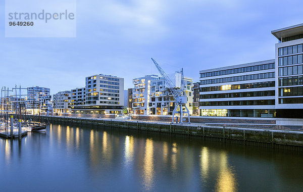 Büro- und Wohnhäuser am Kaiserkai  Quartier Am Sandtorkai  Hafencity  Hamburg  Deutschland  Europa