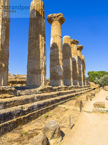 Tempio di Ercole  Tempel des Herakles oder Herkules  Tal der Tempel  Archäologische Ausgrabungsstätten von Agrigent  UNESCO Weltkulturerbe  Sizilien  Italien  Europa