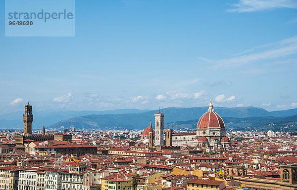 Stadtpanorama mit Kathedrale von Florenz mit der Kuppel von Brunelleschi  Palazzo Vecchio  UNESCO-Weltkulturerbe  Florenz  Toskana  Italien  Europa