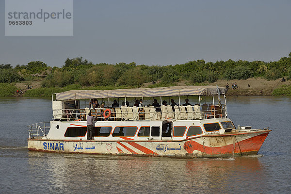 Ausflugsboot auf dem Nil  Khartum  Sudan  Afrika