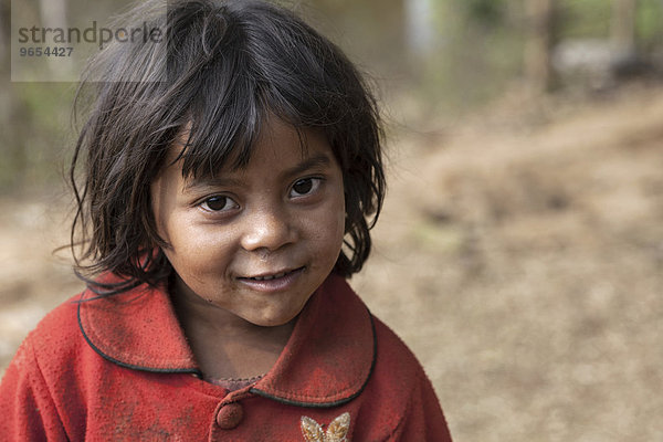 Nepalesisches Mädchen  Portrait  Bandipur  Nepal  Asien