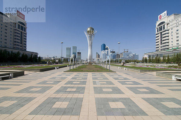 Bajterek-Turm  Wahrzeichen von Astana  Kasachstan  Zentralasien  Asien