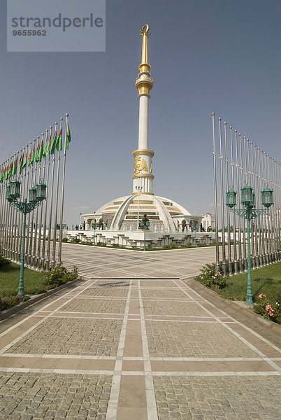 Turkmenisches Unabhängigkeitsdenkmal  Aschgabat  Turkmenistan  Zentralasien  Asien