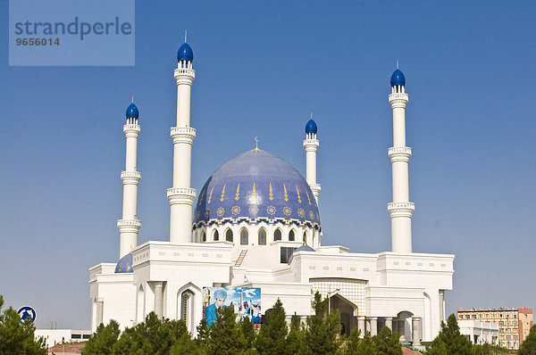 Moschee mit vier Minaretten  Mary  Turkmenistan  Zentralasien  Asien