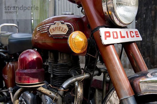 Motorrad der Polizei in Kalkutta  Indien  Asien