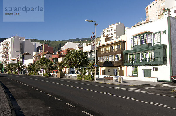 Straße in Santa Cruz de La Palma  La Palma  Kanarische Inseln  Spanien  Europa