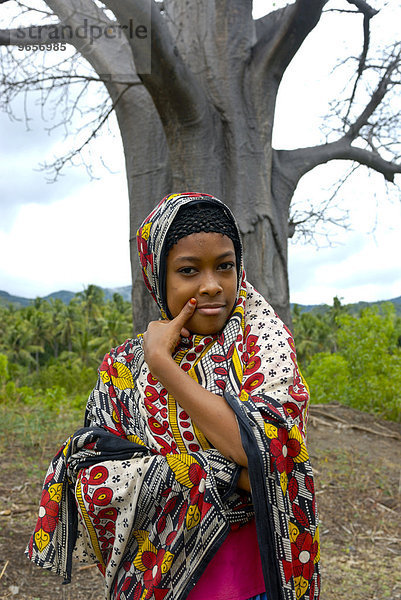 Freundliches junges Mädchen  Moheli  Komoren  Afrika