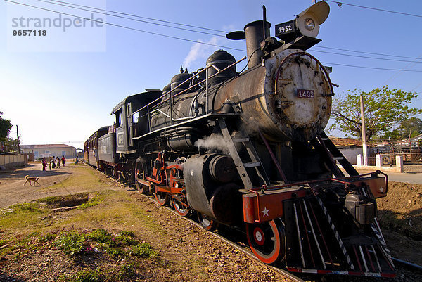 Historische Dampflokomotive in Trinidad  Kuba  Karibik  Nordamerika