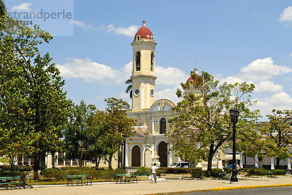 Parque Jose Marti  Cienfuegos  Kuba  Karibik  Nordamerika