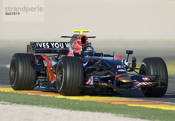 Sebastian VETTEL  Deutschland  Toro Rosso  bei Formel 1 Testfahrten auf dem Circuit Ricardo Tormo bei Valencia  Spanien  Europa