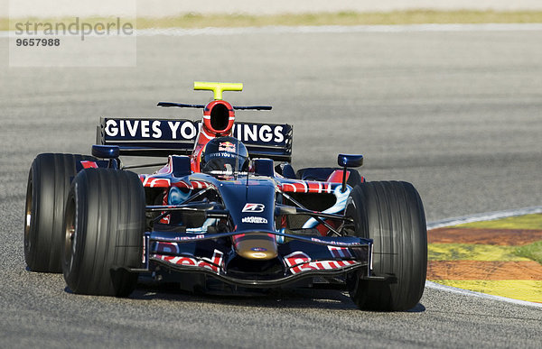Sebastian VETTEL  Deutschland  im Toro Rosso STR2 Formel 1 Boliden auf dem Circuit Ricardo Tormo bei Valencia  Spanien  Europa
