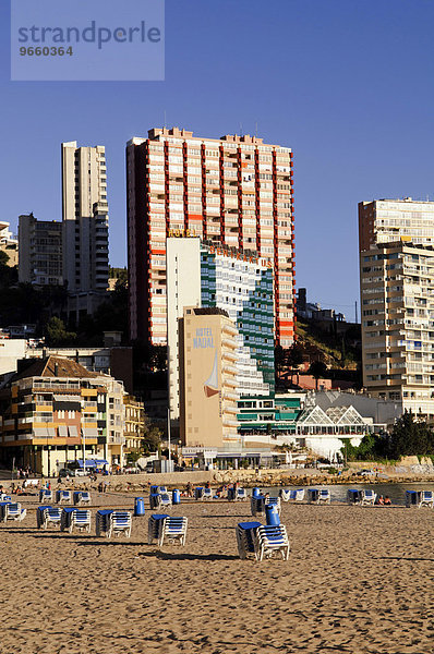 Hochhäuser am Playa Levante Strand von Benidorm  Spanien  Europa