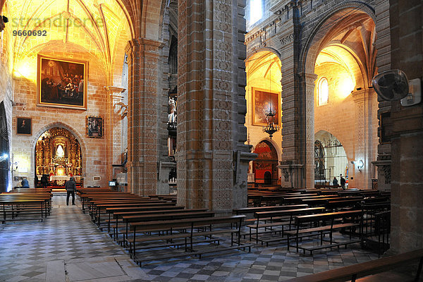 Innenraum der Prioratskirche  El Puerto de Santa María  Provinz Cádiz  Andalusien  Spanien  Europa