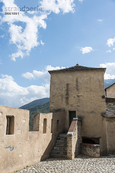 Innenhof der Zitadelle von Corte  Korsika  Frankreich  Europa