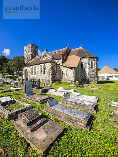 Die alte St. Mary Parish Church mit Friedhof  Port Maria  Region Saint Mary  Jamaika  Nordamerika